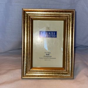 Burnes 4x6 Dynasty Gold Picture Frame